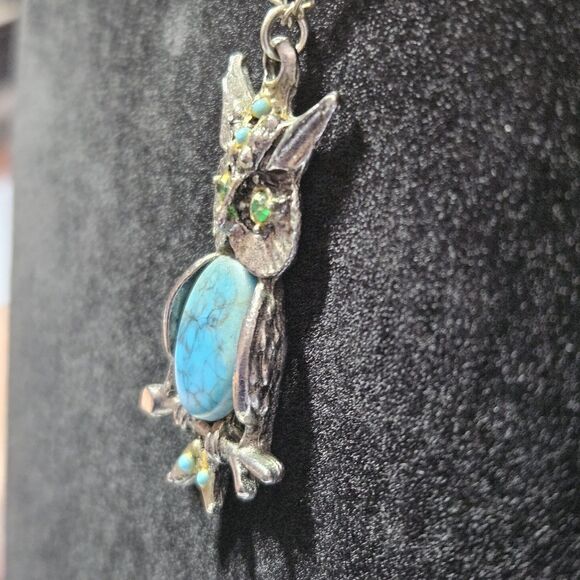 Silver Tone Blue Stone Owl Pendant Necklace 18" Chain - Picture 5 of 13